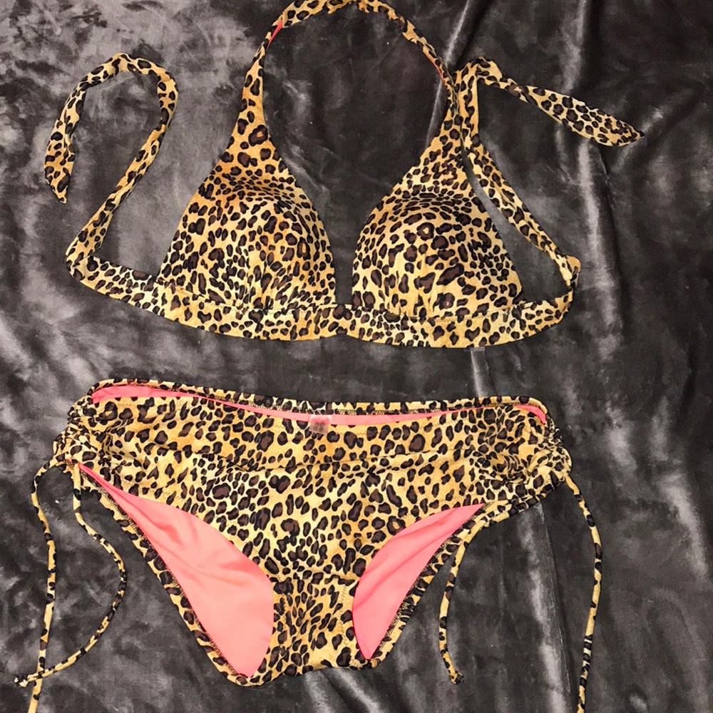 VICTORIA SECRET LARGE BIKINI LEOPARD PRINT SEXY!